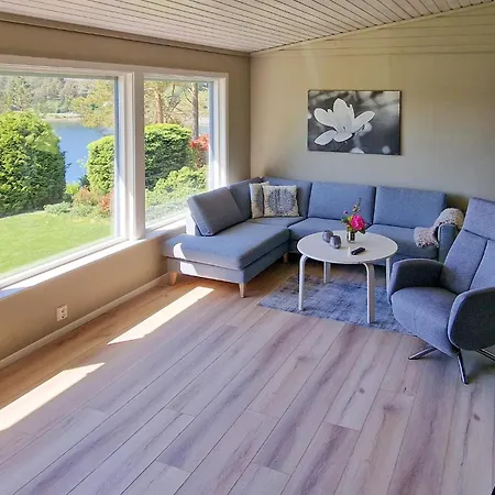 Holiday home 4 Bedroom Awesome In Olve