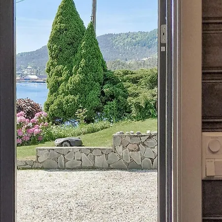 4 Bedroom Awesome In Olve