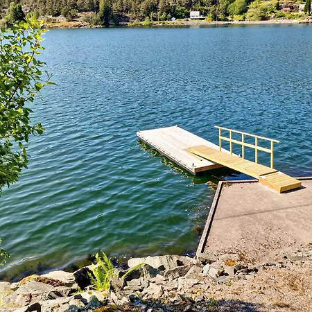 4 Bedroom Awesome In