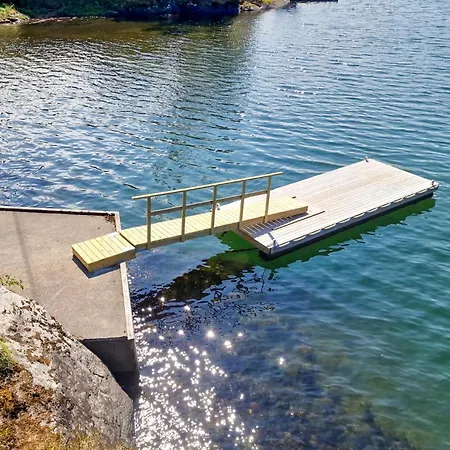 4 Bedroom Awesome In Olve